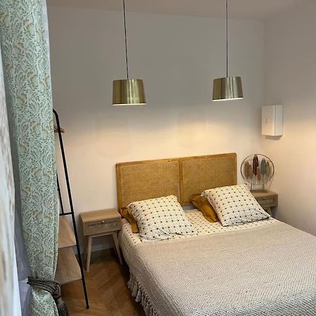 4M Studio Apartment Jouques Luaran gambar